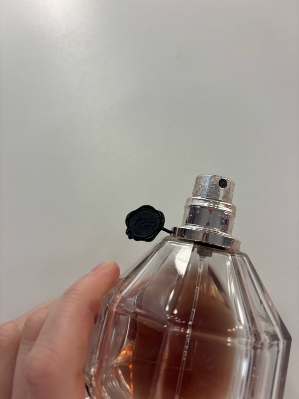 Flowerbomb Viktor Rolf Perfume - Picture 2 of 3
